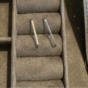 14k solid white gold stylish  earring